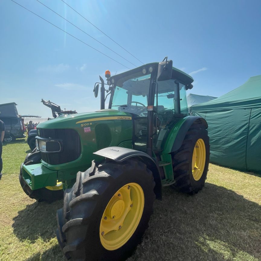 Uanl show 2024 megan bartlett 10