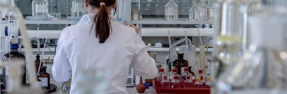 Laboratory 2815641 1920 pixabay