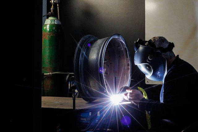 Welding 8445458 1280 pixabay