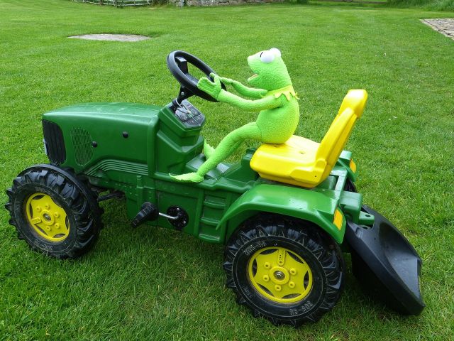 Tractor 123584 1920 pixabay