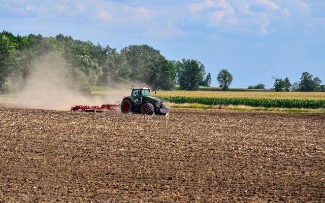 Tractor 7397649 1280