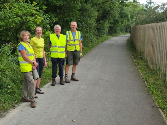 7 K2 T vols clear path