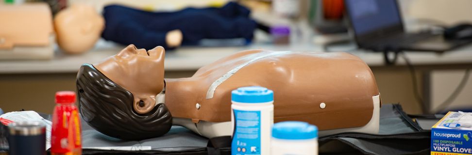 First Aid F 002