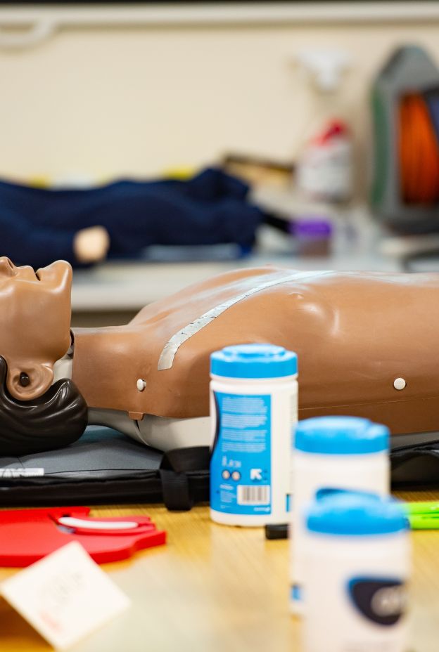 First Aid F 002