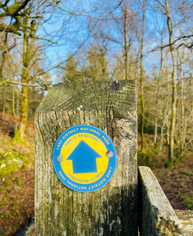 Footpath sign Lake District_Geneve Brand