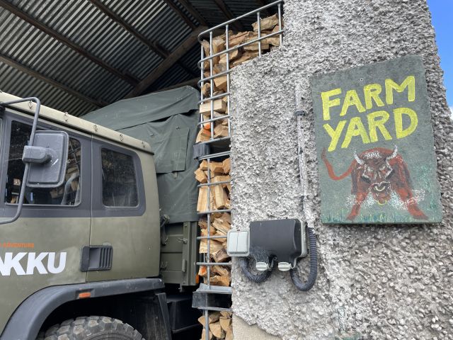 Farmyard Sign Geneve Brand